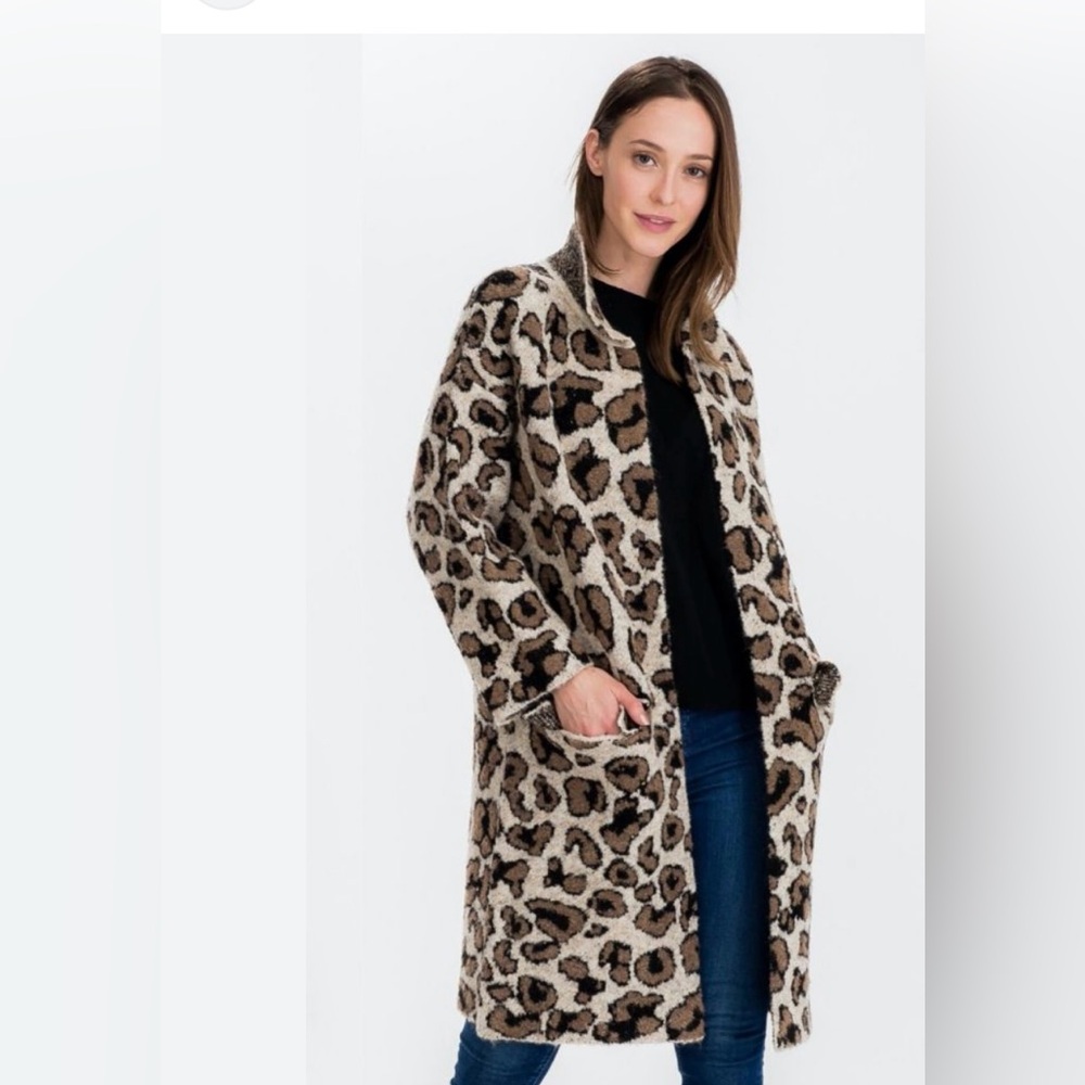 Baciano cardigan sweater in abstract animal print.